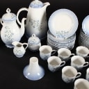 Christineholm, Klokkeblomst kaffestel af porcelæn (44)