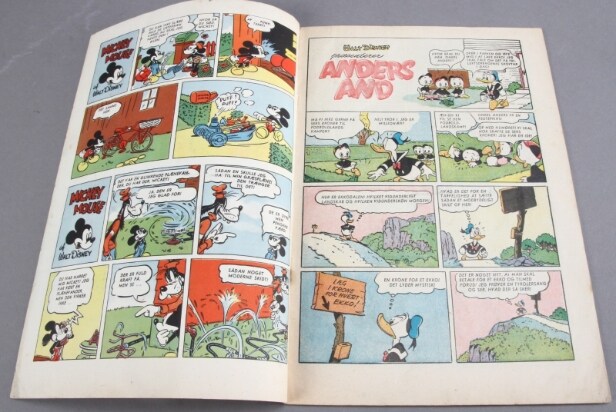 Walt Disney's Anders And & Co. Nr. 2, 3, 4 fra årgang 2 1950 samt Nr. 8, 9, 10, 11, 11B og 12. 2. årgang, 1950 (9)