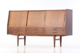 Danish furniture design. Rosewood sideboard, 1960s