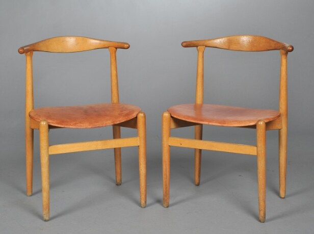 Hans J. Wegner. Et par armstole af bøg (2)