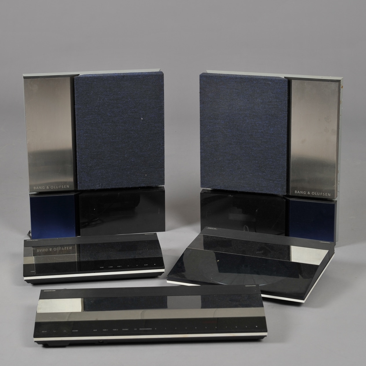 Bang & Olufsen. Par Beolab 3000, Beogram 4500, Beomaster 4500 (4 ...
