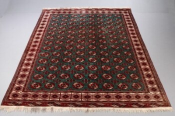 Iransk Bokhara tæppe,  366 x 296 cm.