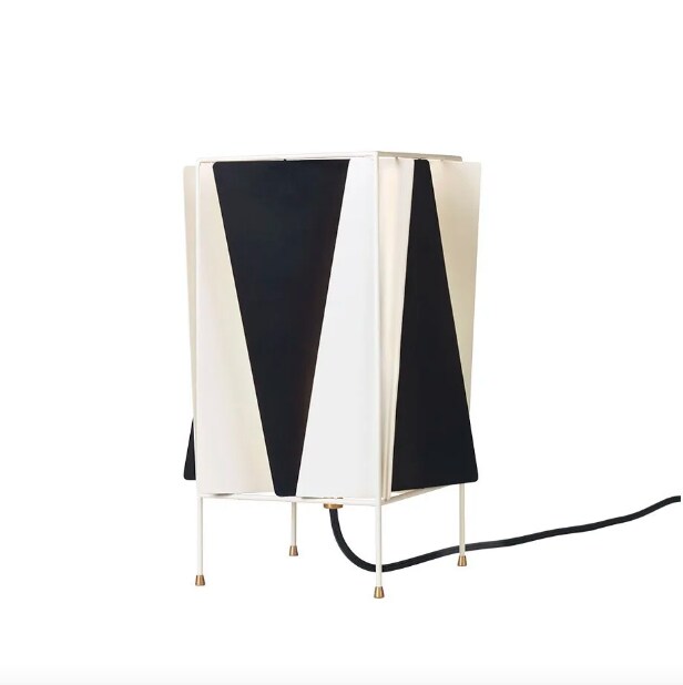 Greta M. Grossman for Gubi. Model B4. Bordlampe