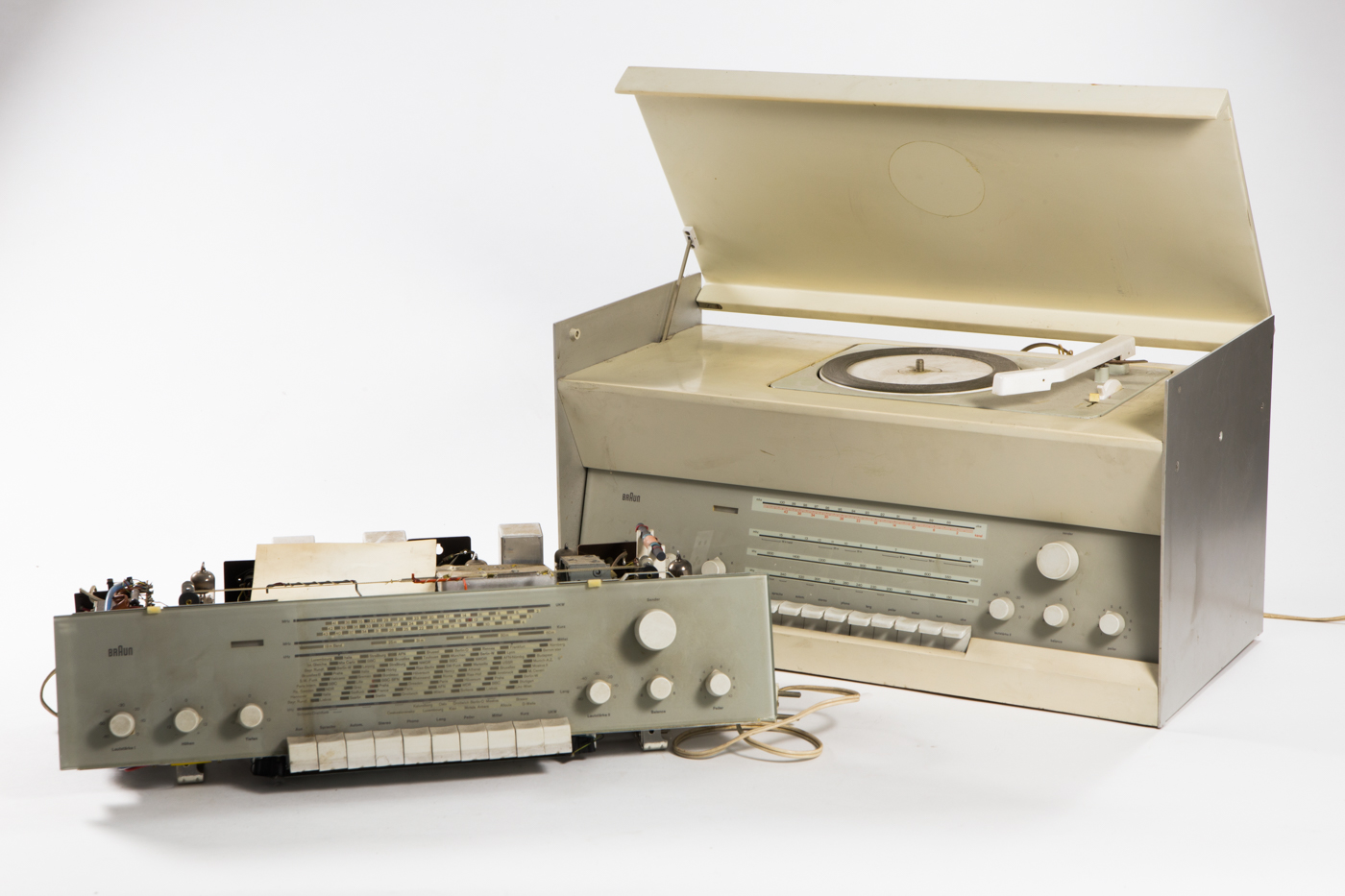 Dieter Rams für Braun, Atelier 3, Stereo Radio Typ RC9 mit