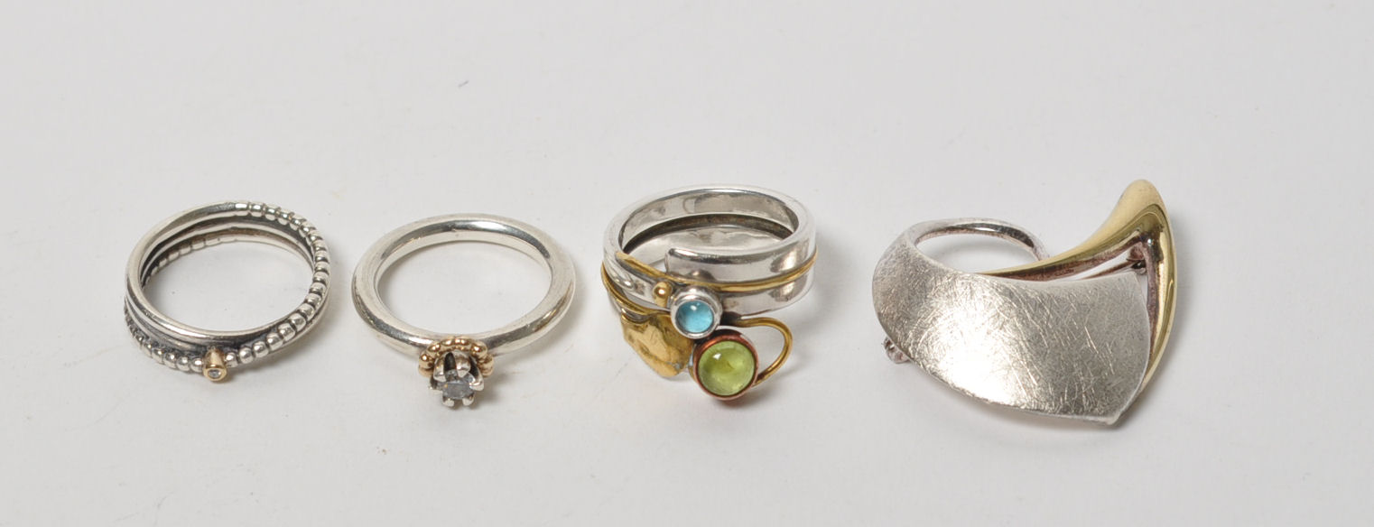 Paradoks Humoristisk gevinst Samling smykker af sølv - Janika ring, 2 Spinningsringe samt broche (4) |  Lauritz.com