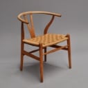 Hans J. Wegner. Y-stol, egetræ, model CH-24