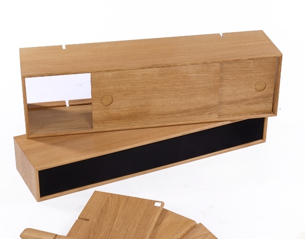 491. PBJ Designhouse. Wall-mounted shelving system model 'Moore' made of oak (10)