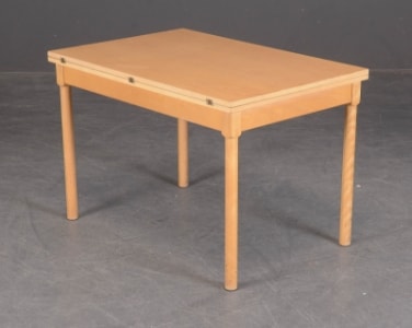 Børge Mogensen for Fritz Hansen. Sofabord / spillebord