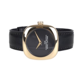 Marc Jacobs: The Cushion Watch wristwatch, Ø36 mm.