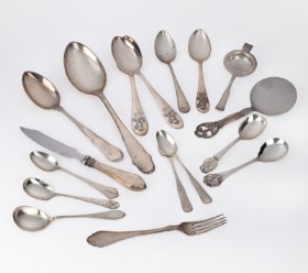 Grann & Laglye et al. A collection of silver cutlery and serving pieces (17)