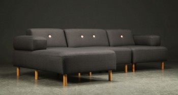 Emil Lagoni Valbak for 2UP, sofa med chaiselongue, model Float,