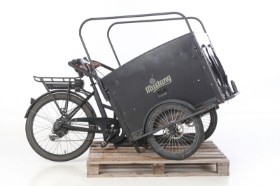 Defective. Mustang Family Electric - cargo bike - 7 gears - Black