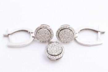 Brilliant earrings & pendant in 14 kt white gold 1.10 ct (3)