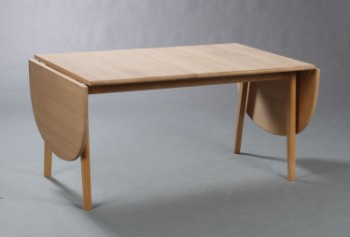 Hans J. Wegner. Dining table made in solid soap-treated beechwood, model CH-006