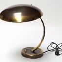 Christian Dell. Kaiser bordlampe af patineret messing, model 6751