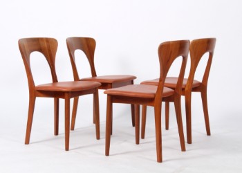 Niels Kofoed. Sæt på fire stole i teak, model Peter(4)