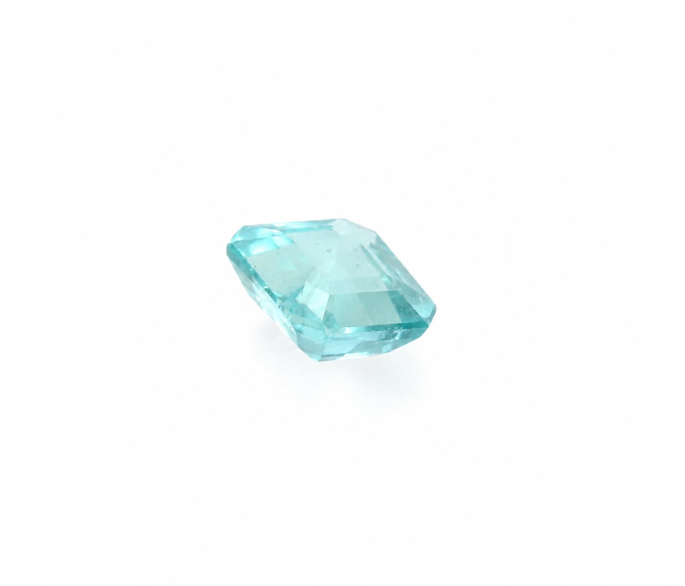 Unset emerald-cut emerald, 1.22 ct, IGI-cert.