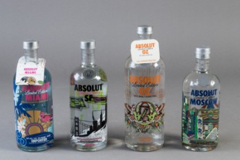 4 fl. ( a 750/1000 ml.) Absolut vodka fra serien Limited edition (4)