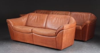 To- samt tre-pers. sofa, cognacfarvet bøffellæder (2)