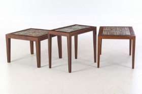 Severin Hansen for Haslev Møbelsnedkeri. Three rosewood coffee tables with tiles, 1960s (3)