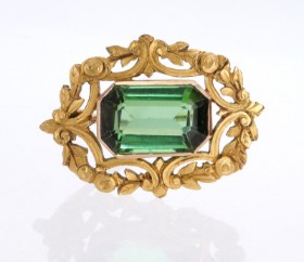 Vintage brooch of 14 kt. gold with tourmaline