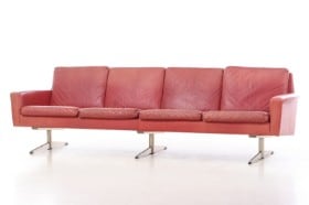 Fritstående sofa med 'shaker-stel', rødt læder, 1960-70'erne