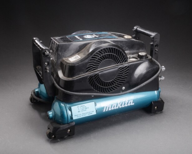 C198 - Makita AC32OH højtrykskompressor