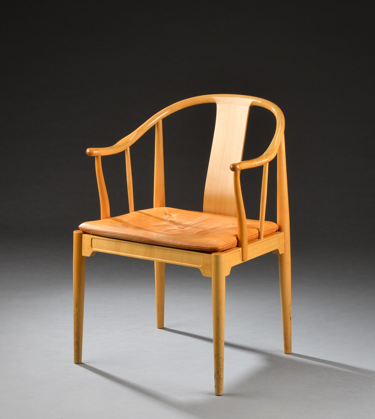 Hans J. Wegner. Armchair, China chair, model FH 4283, cherry wood