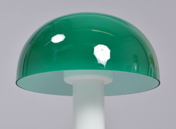 Bordlampe, Kastrup Holmegaard Glasværk, Parasol af Michael Bang 