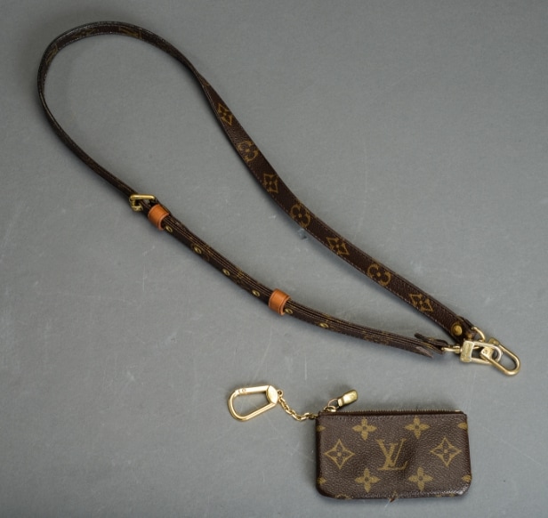 Louis Vuitton. Nøglepung og keyhanger (2)