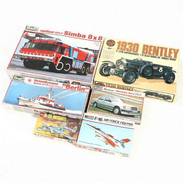 Revell, Airfix, etc. Building set collection, no. 7514, 7268, 5226 etc. (6)