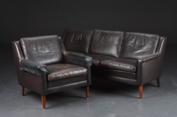 Tre-pers. sofa samt lænestol, 1960erne