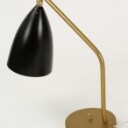 Gubi bordlampe af messing, model Grasshopper