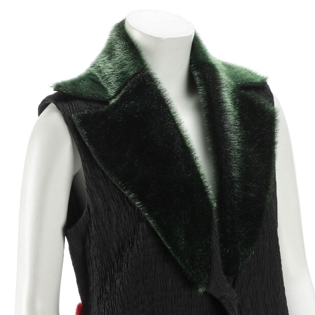 7329 - Saks Potts for Kopenhagen Fur. Vest med krave af mink. str. 36