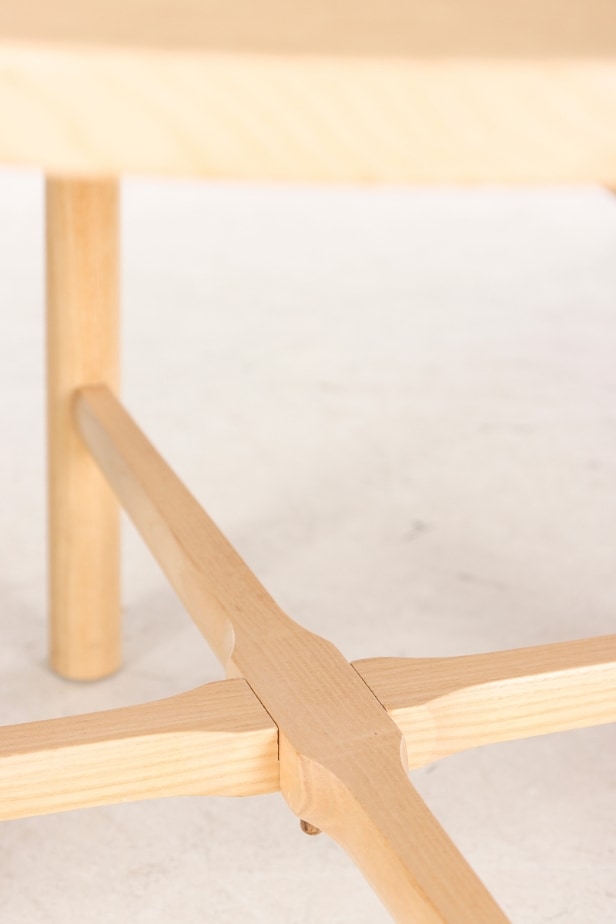 Hans J. Wegner: Tray table / side table made of ash wood model PP35