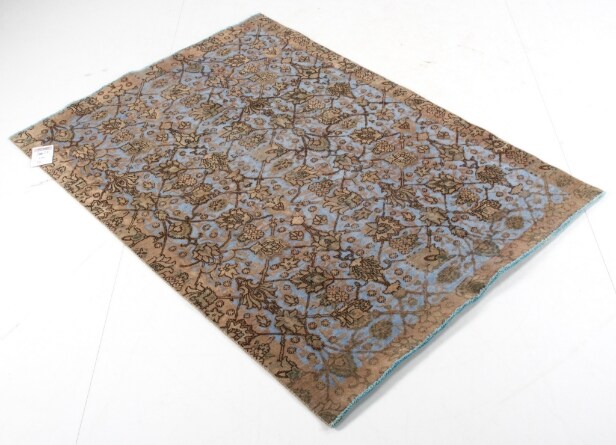 172. Rezas, Vintage Royal Fine, hand-knotted rug