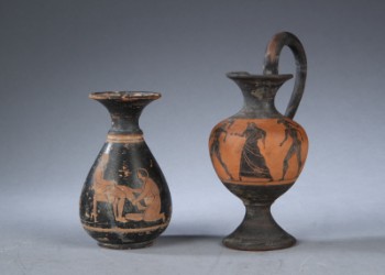 To vaser i antik stil, antageligt 1800-tallet (2)