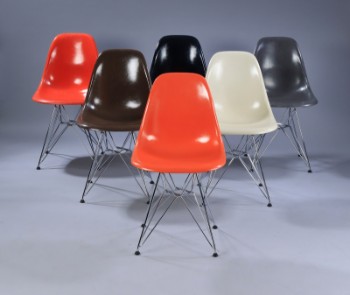 Charles Eames. Sæt på seks skalstole, model DSR glasfiber - Multicolor (6)