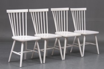 Fire hvidlakerede tremmestole (4)