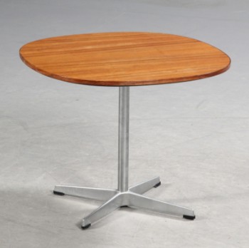 Arne Jacobsen. Sofabord, palisander, Ø 60 cm