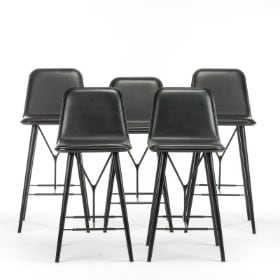 Fredericia Furniture. Fem barstole model Spine Wood Barstool (5)