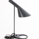 Arne Jacobsen for Louis Poulsen. AJ bordlampe. V3