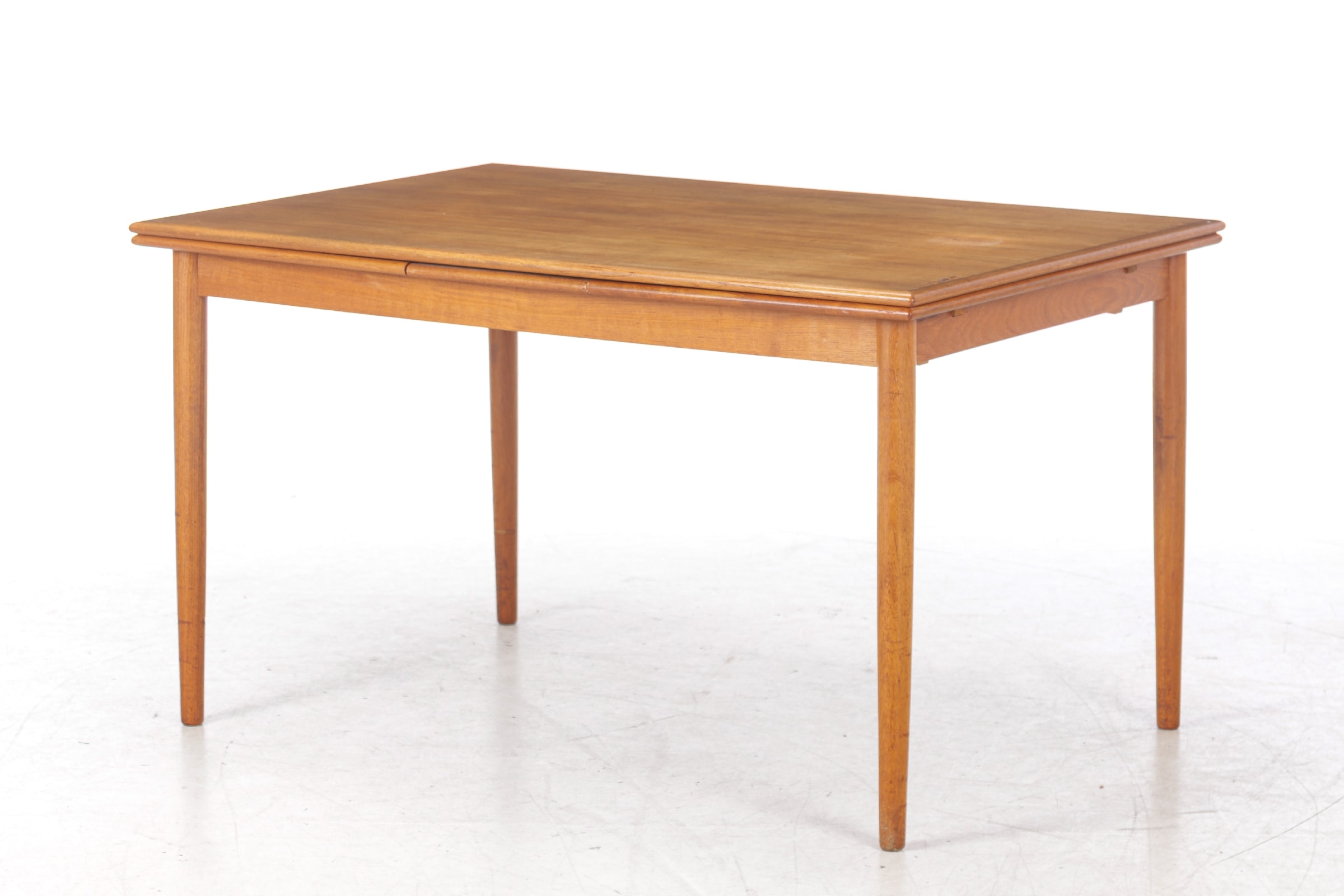 Danish furniture manufacturer. Teak dining table. 1950s/60s.