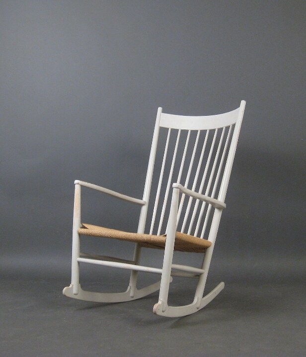 Hans J. Wegner, Schaukelstuhl Modell J-16 für FDB Møbler