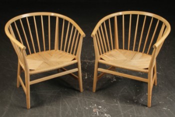 Hans J. Wegner for PP Møbler. Model PP112. Par lænestole af ask (2)