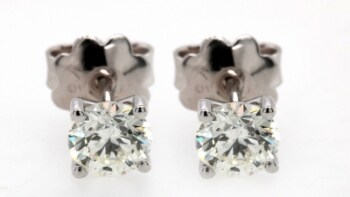 Øreringe 18k med brillantslebne diamanter i alt 1.00ct