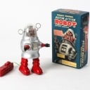 Ha Ha Toy. Robot Piston Action. Batteridrevet Robot samt Lantern Robot og 4 stk. Japanske Robot Låg / topemballage og 3 Danske Filmprogrammer (9)