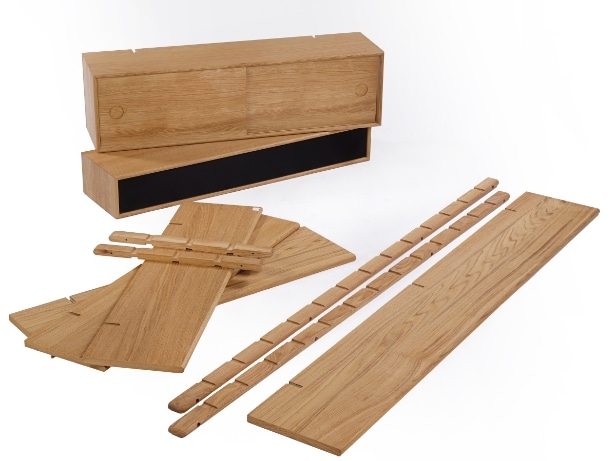 491. PBJ Designhouse. Wall-mounted shelving system model 'Moore' made of oak (10)