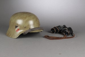 2. verdenskrig. Hjelm og kikkert (2) Lauritz.com
