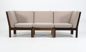 Hans J. Wegner. Three-person modular sofa model GE280, smoked oak